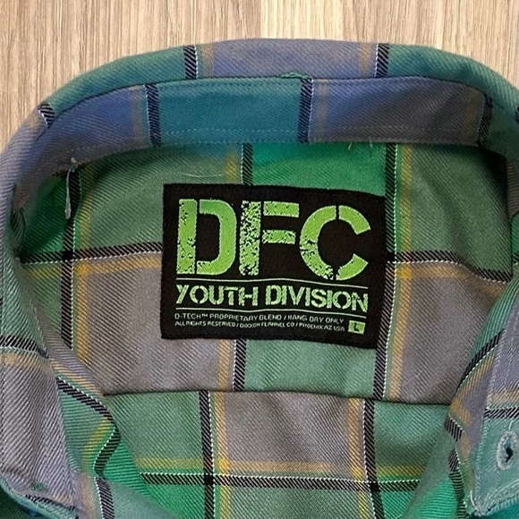 DIXXON Flannel Shirt DFC Green Gray & Yellow Plaid The Auld Pub pattern. Large - Picture 7 of 8